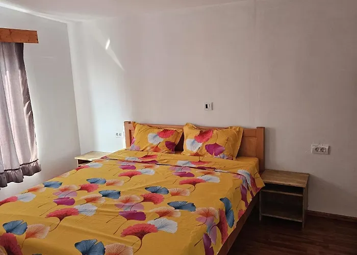 Traflor Termhouse * Venus